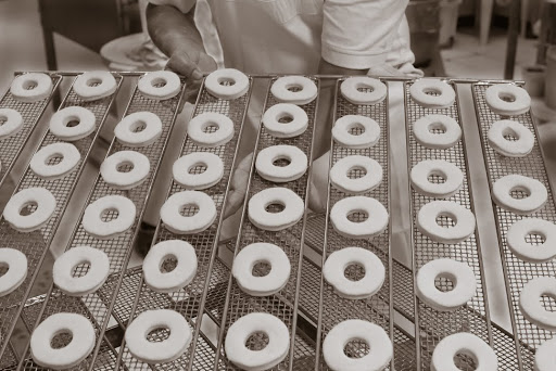 Donut Shop «Sundale Donuts», reviews and photos, 4223 Research Forest Dr #700, The Woodlands, TX 77381, USA