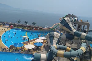 The Ocean Resort image