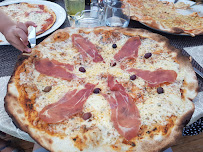 Plats et boissons du Restaurant Mick'elly Pizzeria à Grasse - n°2