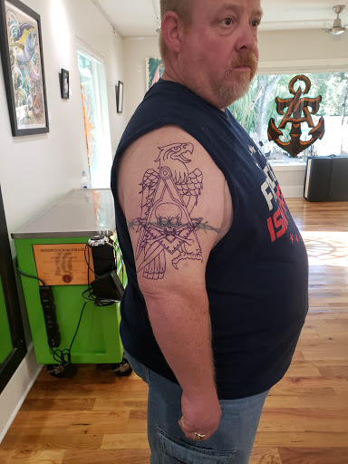 Tattoo Shop «Twisted Anchor Tattoo», reviews and photos, 1101 Government St, Ocean Springs, MS 39564, USA