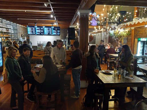 Gourmet Grocery Store «Social Goods: Toys, Taps, Cafe», reviews and photos, 500 E 1st St, Newberg, OR 97132, USA