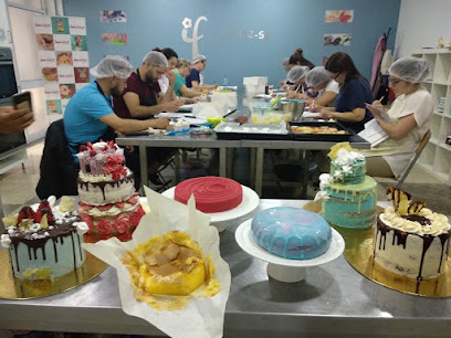 Istofaz-se - Porto - Loja e Escola de Pastelaria e Cake Design