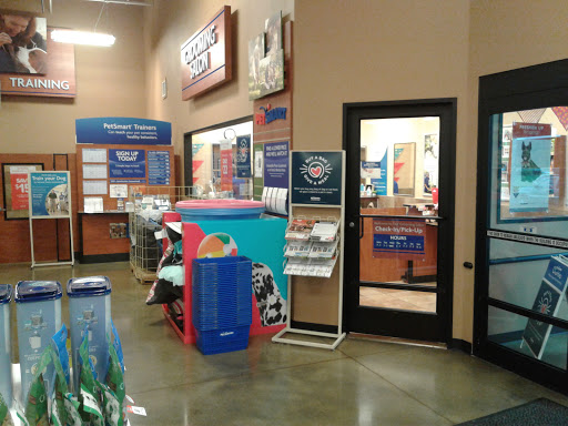 Pet Supply Store «PetSmart», reviews and photos, 104 Dettro Dr, Mattoon, IL 61938, USA
