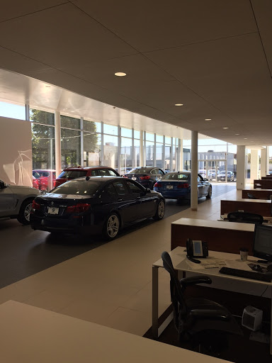 BMW Dealer «Kelly BMW», reviews and photos, 4050 Morse Rd, Columbus, OH 43230, USA