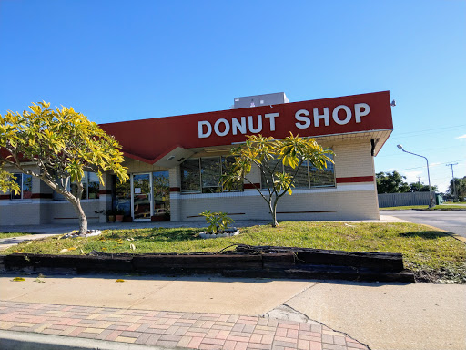 Donut Shop, 480 N Courtenay Pkwy, Merritt Island, FL 32953, USA, 