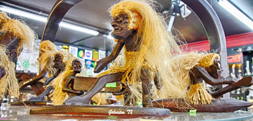 Tattoo Shop «Hazy Daze Tattoo Studio», reviews and photos, 2104 Strand St, Galveston, TX 77550, USA