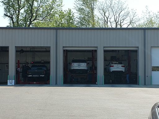 Tire Shop «Grover Tire», reviews and photos, 20 E Sawyer Rd, Hickory, KY 42051, USA