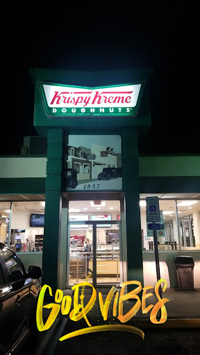 Bakery «Krispy Kreme Doughnuts», reviews and photos, 5318 W Irlo Bronson Memorial Hwy, Kissimmee, FL 34746, USA