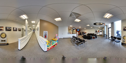 Car Dealer «Somerset Buick GMC», reviews and photos, 1850 W Maple Rd, Troy, MI 48084, USA