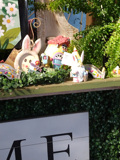 Antique Store «The Barn Antiques», reviews and photos, 167 Co Rd 557A, Lake Alfred, FL 33850, USA