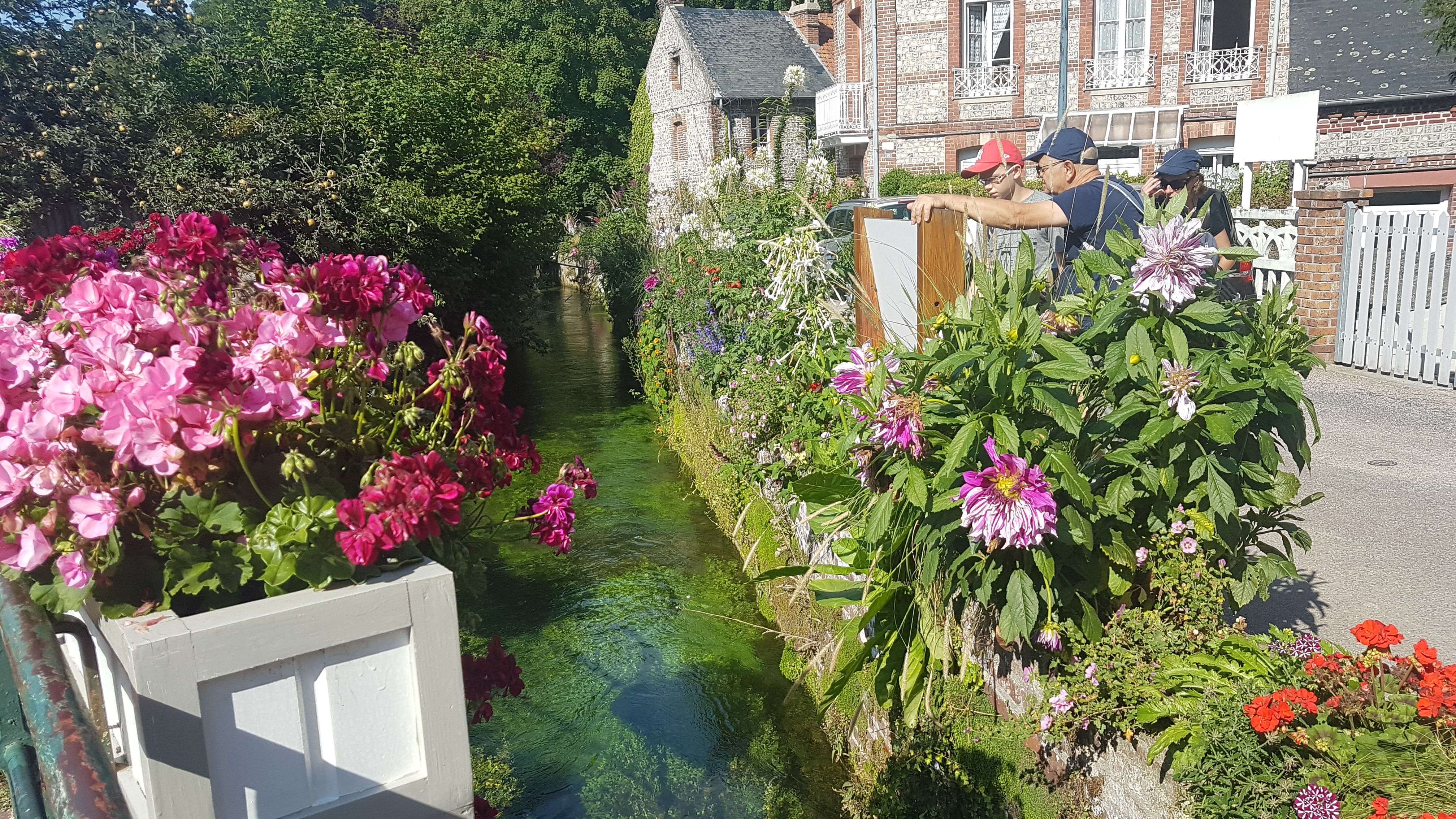 Photo n° 22 de l'avis de kate22dz. fait le 26/08/2019 à 05:43