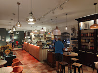 Atmosphère du Café Café Marguerite à Moustiers-Sainte-Marie - n°10
