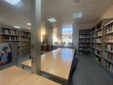 Biblioteca pública municipal de Arafo C. Rafael Clavijo Garcia, 38550 Arafo, Santa Cruz de Tenerife, España
