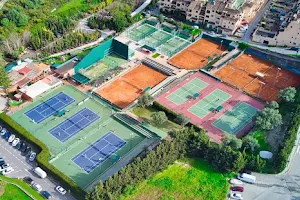 Club De Tenis Y Padel Bel Air image