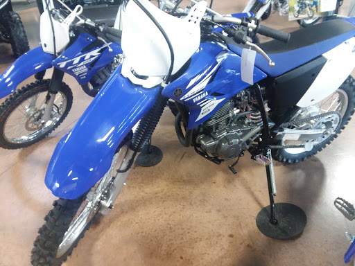 Motorcycle Dealer «B & B Sales & Services», reviews and photos, 343 Champ Blvd, Manheim, PA 17545, USA