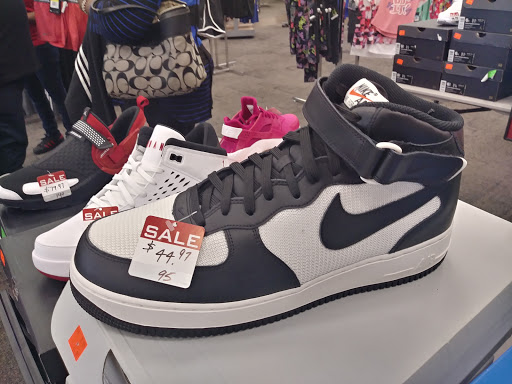 Shopping Mall «The Centre of Tallahassee», reviews and photos, 2415 N Monroe St #500, Tallahassee, FL 32303, USA