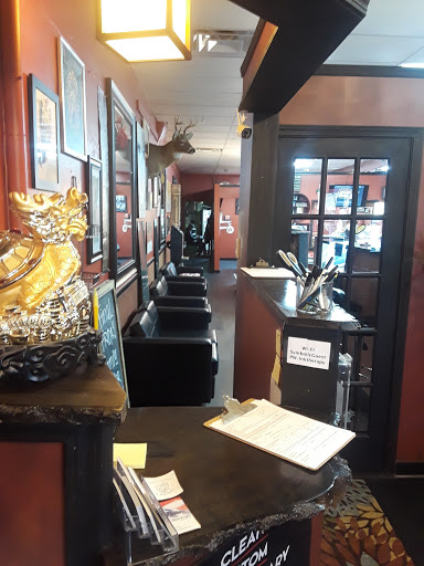 Tattoo Shop «Symbolic Tattoo», reviews and photos, 551 W Douglas Ave, Wichita, KS 67201, USA