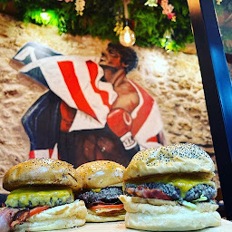 Photo n°66 de BURGA Burgers à Clichy ()