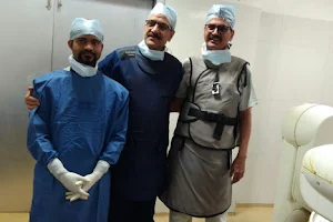 Dr. Avadhesh Narayan Khare. Best cardiologist in Bhopal Experience more than 1700 angioplasty image