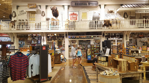 Sporting Goods Store «Bass Pro Shops», reviews and photos, 1000 Bass Pro Dr NW, Altoona, IA 50009, USA