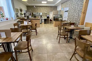 Milovská kavárna image