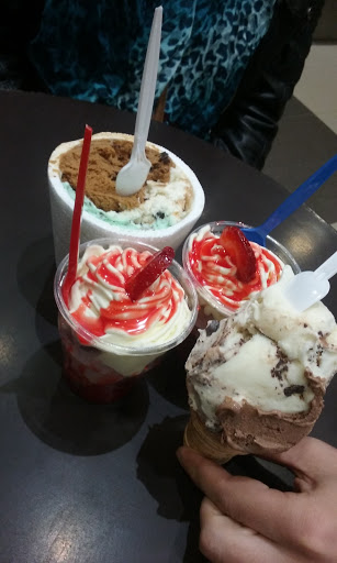 HeladeríaChichi - Ice cream shop,Cafe en Los Polvorines