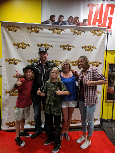 Movie Theater «Parkway 8 Cinema», reviews and photos, 6300 N Lockwood Ridge Rd, Sarasota, FL 34243, USA