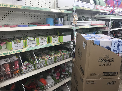 Dollar Store «Dollar Tree», reviews and photos, 847 Queen St, Southington, CT 06489, USA
