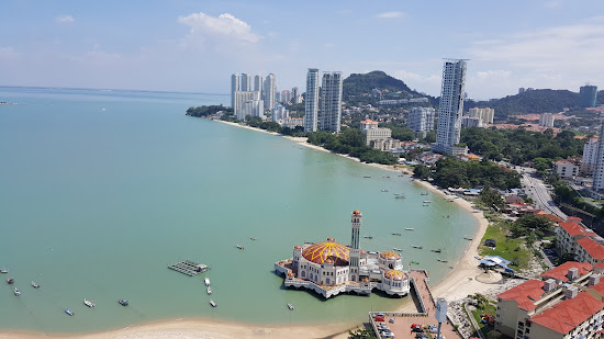 Tanjung Bungah Beach