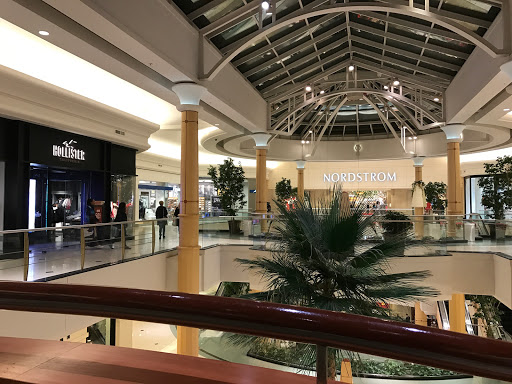 Department Store «Nordstrom Somerset Collection», reviews and photos, 2850 W Big Beaver Rd, Troy, MI 48084, USA