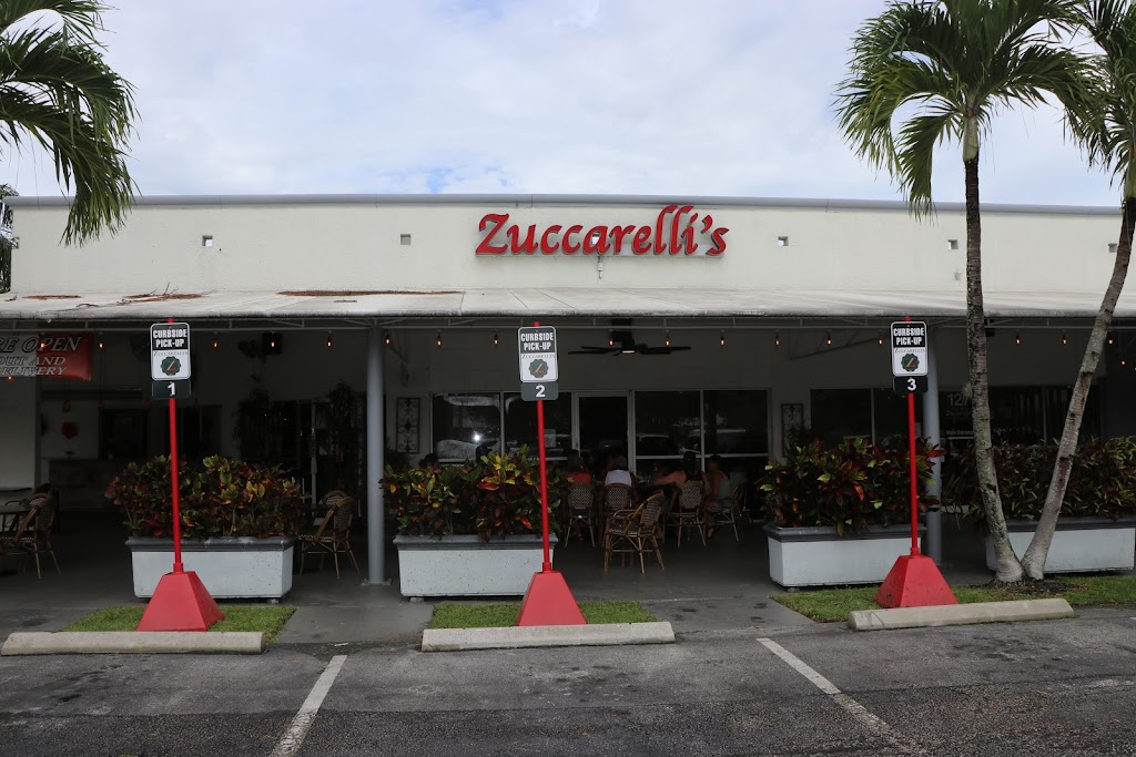 Zuccarelli’s Italian Restaurant and Bar 33417
