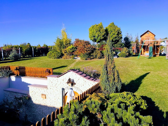 Villa Corvina - Bolt