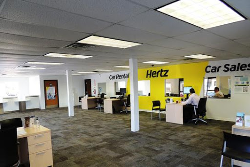 Used Car Dealer «Hertz Car Sales Dallas», reviews and photos, 3326 W Mockingbird Ln, Dallas, TX 75235, USA