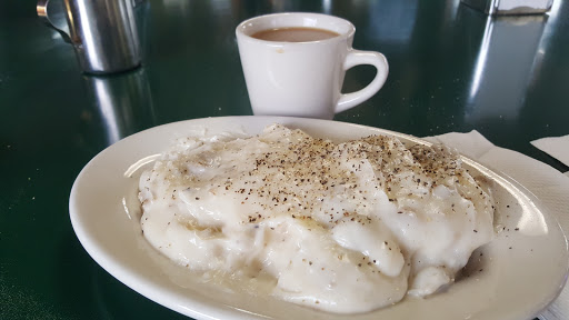 Donut Shop «Wood River Donut N More», reviews and photos, 102 W Edwardsville Rd, Wood River, IL 62095, USA