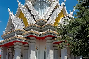 City Pillar Shrine or San Lak Muang image