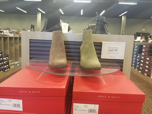Shoe Store «DSW Designer Shoe Warehouse», reviews and photos, 1015 Cochrane Rd, Morgan Hill, CA 95037, USA