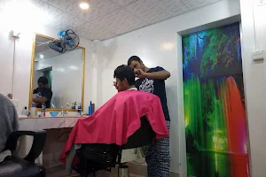 MENZ CLUB Hair & Beauty Care Salon image