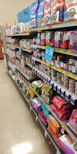 Pet Supply Store «PetSmart», reviews and photos, 1671 E Market St, Harrisonburg, VA 22801, USA