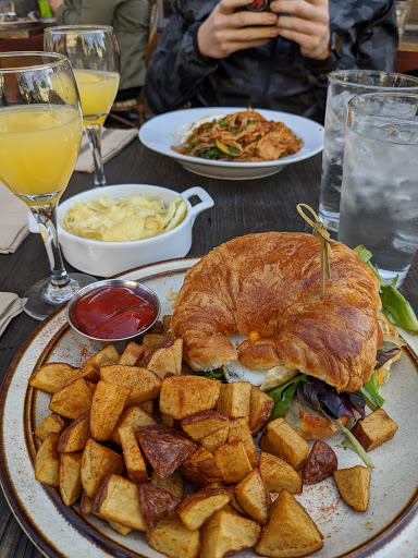 New American Restaurant «Gypsy Den Kitchen + Bar», reviews and photos, 125 N Broadway, Santa Ana, CA 92701, USA