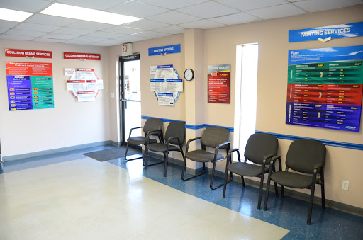 Auto Body Shop «Maaco Collision Repair & Auto Painting», reviews and photos, 1308 Central Pkwy SW, Decatur, AL 35601, USA