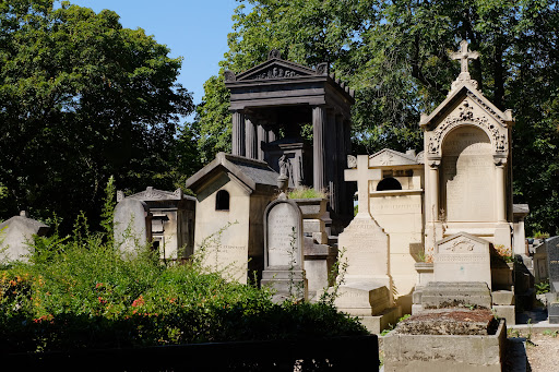 Père Lachaise Cemetery
