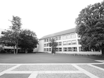 Marie-Curie-Gymnasium