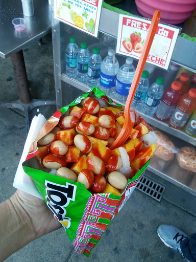 Shopping Mall «Los Amigos Mall», reviews and photos, 307 E Jefferson Blvd, Los Angeles, CA 90011, USA