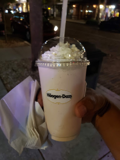 Ice Cream Shop «Häagen-Dazs® Ice Cream Shop», reviews and photos, 116 E New England Ave, Winter Park, FL 32789, USA