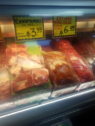 Supermarket «El Paso Grande», reviews and photos, 634 E New York St, Aurora, IL 60505, USA