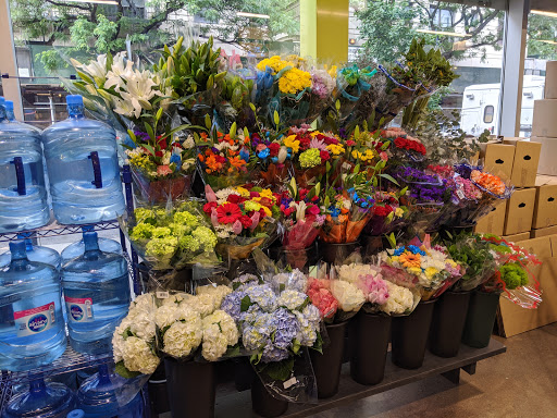 Supermarket «Super Foodtown Supermarket», reviews and photos, 600 W 160th St, New York, NY 10032, USA