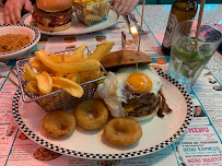 Hamburger du Restaurant américain Tommy's Diner à Moulins-lès-Metz - n°1