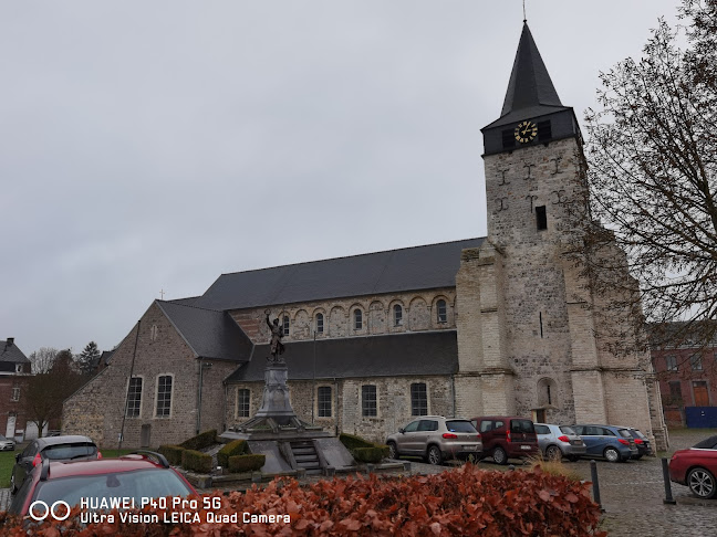 Église Saints-Martin-et-Adèle - Kerk