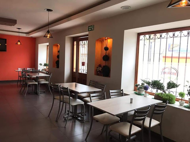 San Nicolás - Restaurante - San Gabriel