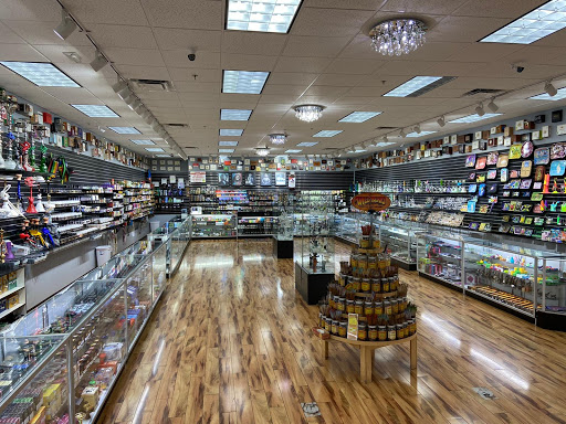 Tobacco Shop «Orlando Smoke Shop Sea World», reviews and photos, 11062 International Dr #108, Orlando, FL 32821, USA